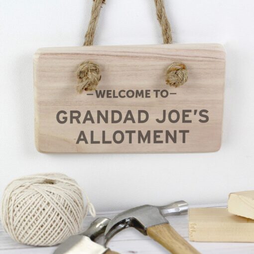 (product) Personalised 'Welcome To' Wooden Sign