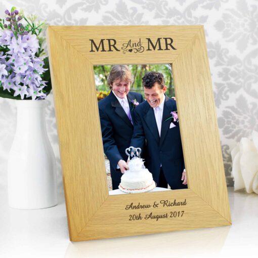 (product) Personalised Oak Finish 4x6 Mr & Mr Photo Frame