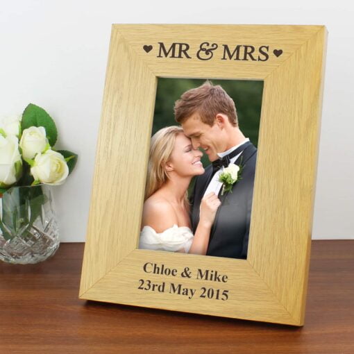 (product) Personalised Oak Finish 4x6 Mr & Mrs Photo Frame