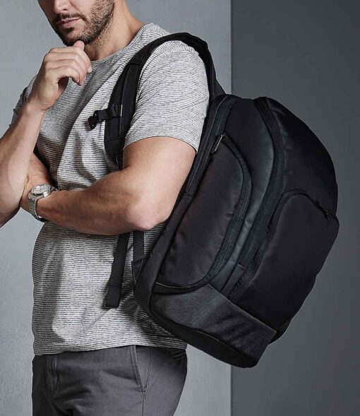 Quadra Pro-Tech Charge Backpack