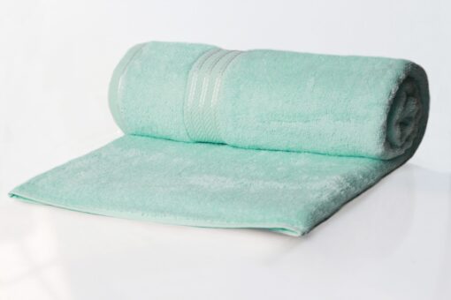 Seafoam XL Large Towel in Supreme 500 GSM Egyptian Cotton