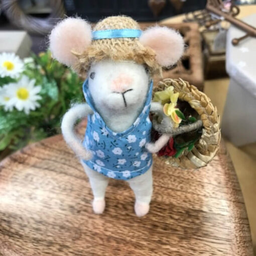 Felt Flower/Gardening Mouse