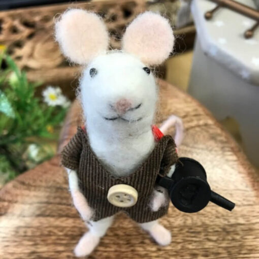 Felt Gardening Mouse