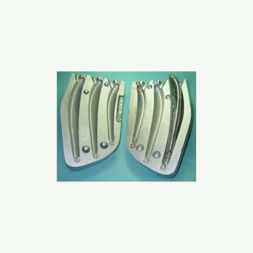Mould for 3 medium size 3 sided Jig Lures ideal Cod Conger Skate Boat Fishing - mould-cm82-plus-100-stainless-loops-1