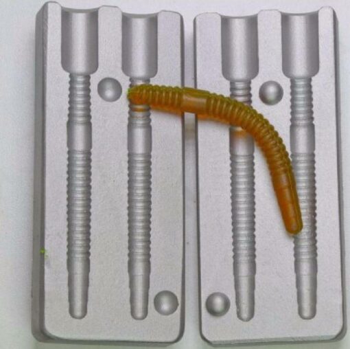 Worm mould for silicone/latex lure. Aluminium, great detail. 80mm long